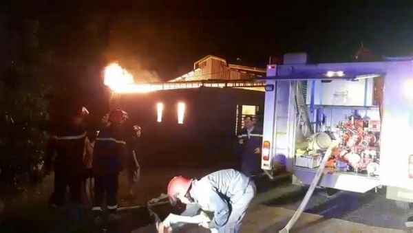 Bình Phước: Cháy nhà kho sản xuất nhang trầm Chùa Thanh Tâm Bình Phước: Cháy nhà kho sản xuất nhang trầm Chùa Thanh Tâm