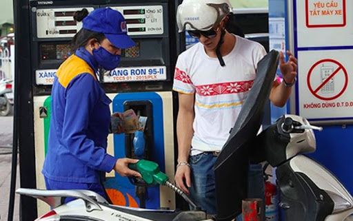 Bộ Công thương: Đề xuất rút ngắn thời gian điều chỉnh giá xăng dầu