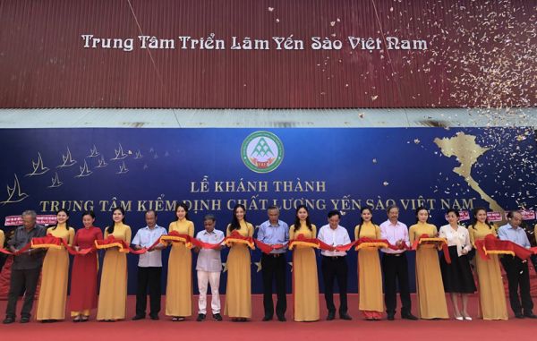 Thành lập Trung Tâm Kiểm định Chất lượng Yến sào Việt Nam, nhằm chống 'ép' giá