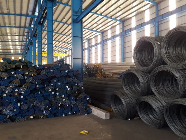 Giá sắt thép hôm nay 20/7: Đầu tuần lao dốc