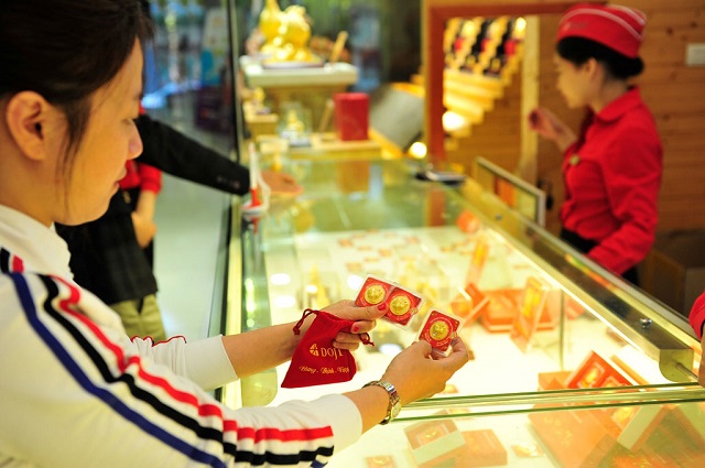 Vàng hôm nay tăng chóng mặt, lên mức cao kỷ lục, vượt xa ngưỡng 51 triệu đồng/lượng