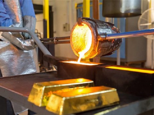 gi&aacute; v&agrave;ng thế giới đ&atilde; tăng l&ecirc;n mức cao nhất trong 9 năm