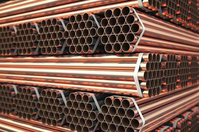 Ng&agrave;nh sản xuất kim loại của Việt Nam li&ecirc;n tục bị Mỹ kiện ph&ograve;ng vệ thương mại trong ba năm gần đ&acirc;y với c&aacute;c bi&ecirc;n độ chống b&aacute;n ph&aacute; gi&aacute; ở mức rất cao