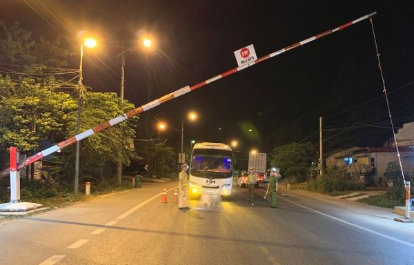 Lạng Sơn: 7 tháng, Đội QLTT số 8 xử phạt vi phạm hành chính hơn 2,3 tỷ đồng Lạng Sơn: 7 tháng, Đội QLTT số 8 xử phạt vi phạm hành chính hơn 2,3 tỷ đồng