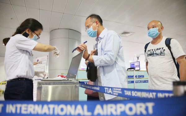 Yêu cầu tiếp tục kiểm soát chặt chẽ dịch COVID-19 tại các cảng hàng không