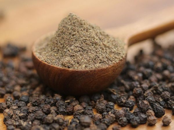 Giá hồ tiêu hôm nay 30/7: Chờ động thái mới