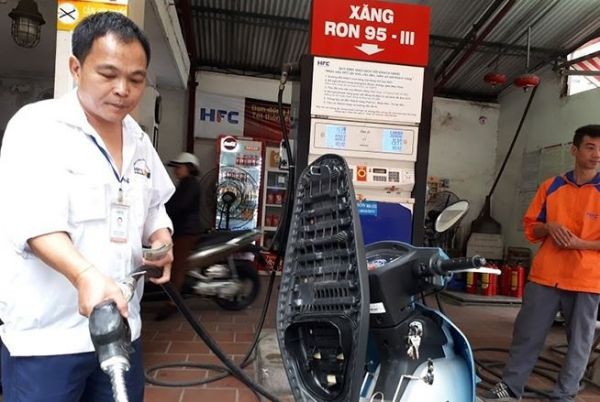 Cập nhật giá xăng dầu hôm nay 31/7: Giảm hơn 3%