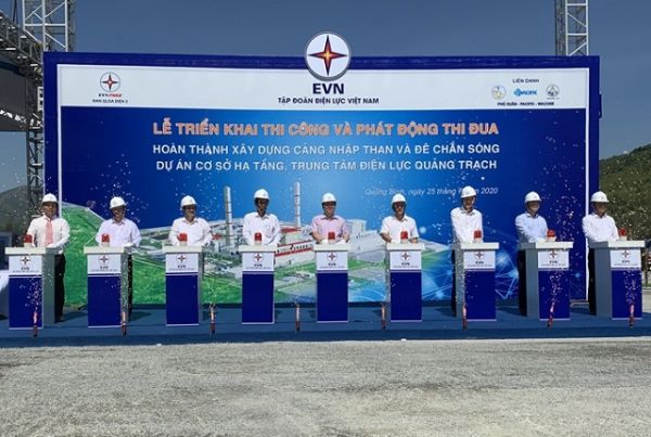 Quảng Bình: Thi công hạng mục Cảng nhập than và đê chắn sóng trị giá 3.500 tỷ đồng