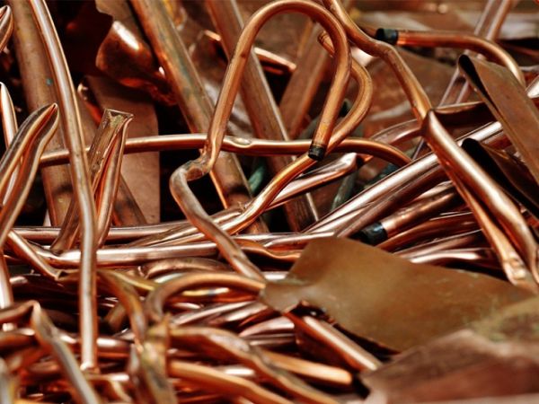 Giá đồng thế giới thấp nhất trong 3 tuần qua