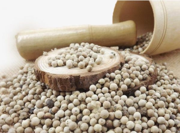 Giá hồ tiêu hôm nay 7/8: Giảm nhẹ theo chiều thế giới