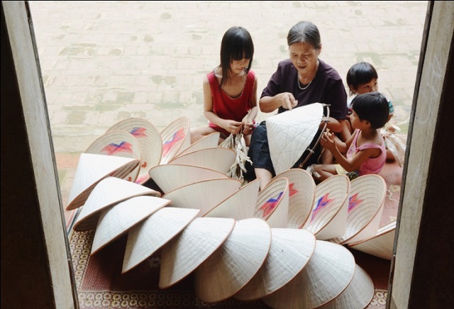 l&agrave;ng nghề n&oacute;n als Sai Nga