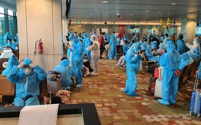 ành khách được đón về nước đều Các hành khách được đón về nước đều được thực hiện theo quy trình đảm bảo an toàn, hạn chế lây lan dịch bệnh