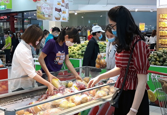 B&ecirc;n cạnh đ&oacute;, H&agrave; Nội sẵn s&agrave;ng hỗ trợ c&aacute;c mặt h&agrave;ng thiết yếu cho c&aacute;c tỉnh c&oacute; dịch b&ugrave;ng ph&aacute;t.