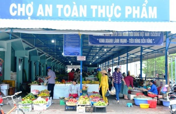 Mở thêm nhiều chợ thí điểm an toàn thực phẩm tại Thái Nguyên Mở thêm nhiều chợ thí điểm an toàn thực phẩm tại Thái Nguyên