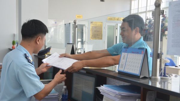 Hải Phòng: Một đại lý làm thủ tục hải quan bị tạm dừng hoạt động Hải Phòng: Một đại lý làm thủ tục hải quan bị tạm dừng hoạt động