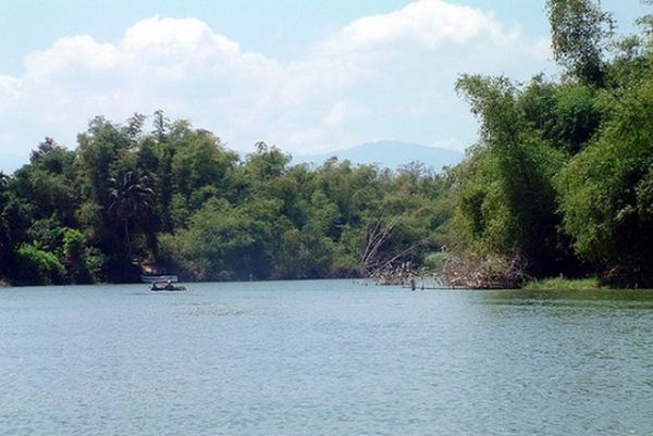 Lạng Sơn: Siết chặt, giám sát chất thải trên các lưu vực sông