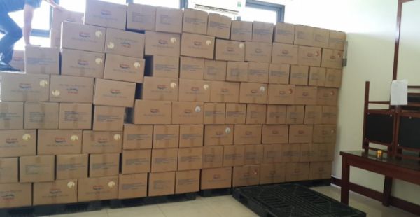 Bắt hàng trăm thùng sữa tại Hà Nội có dấu hiệu vi phạm nhãn mác Bắt hàng trăm thùng sữa tại Hà Nội có dấu hiệu vi phạm nhãn mác