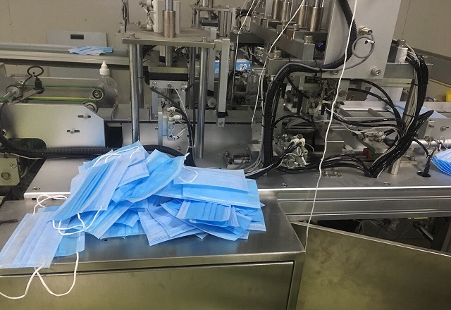 Trong ng&agrave;y 12/8/2020 xử phạt hơn 100 triệu đồng vi phạm kinh doanh thiết bị y tế (Ảnh QLTT)