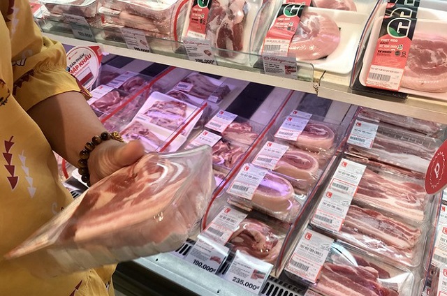 gi&aacute; thịt heo những điểm b&aacute;n lẻ kh&aacute;c như tại Vissan hay thịt m&aacute;t Meat Deli đều duy tr&igrave; xu hướng ổn định