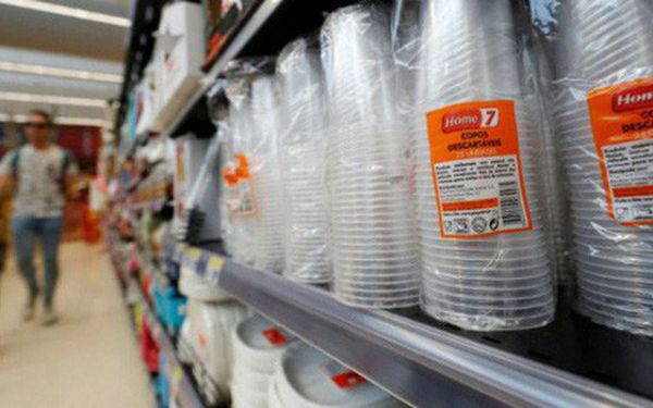 Không sử dụng băng rôn, chai, cốc, bát, đũa nhựa... dùng một lần tại công sở