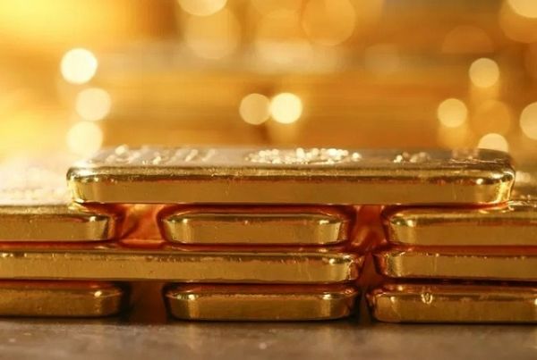 Giá vàng hôm nay 25/8: Tiếp tục giảm