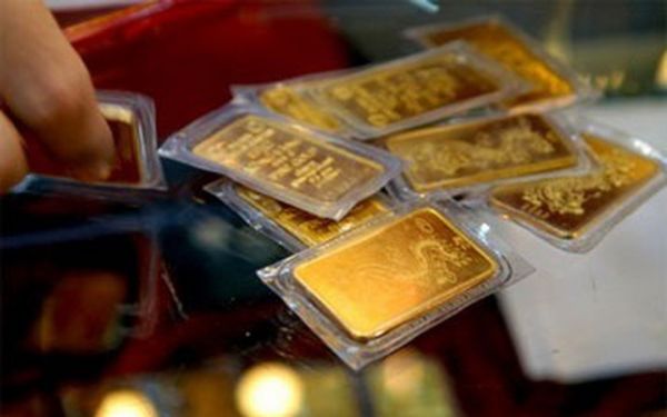 Giá vàng hôm nay 25/8: Vẫn trên ngưỡng 1.900 USD/ounce