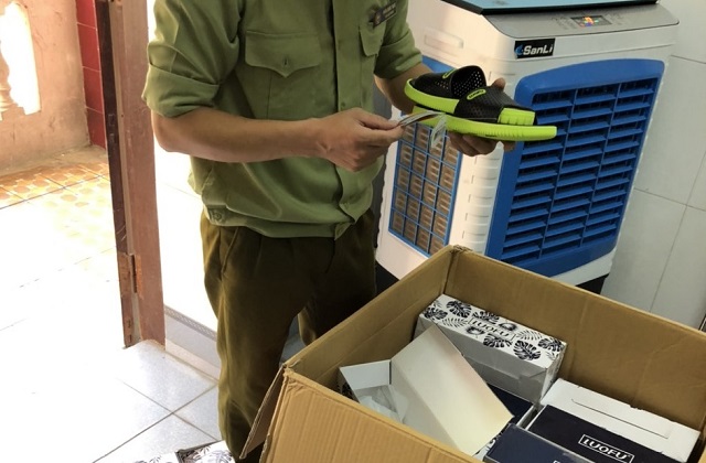 Thời gian tới Cục QLTT Nghệ An sẽ tiếp tục triển khai c&aacute;c giải ph&aacute;p đẩy mạnh việc kiểm tra, xử l&yacute; vi phạm trong hoạt động thương mại điện tử