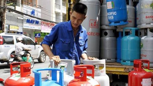 Giá gas hôm nay 27/8: Tiếp tục giảm
