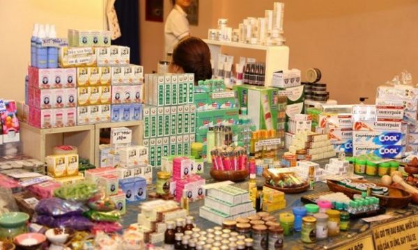 Kinh doanh hàng xách tay có thể bị phạt tới 200 triệu đồng