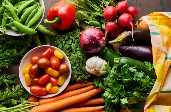 Giá rau củ quả hôm nay 30/8: Không ngừng khuyến mãi