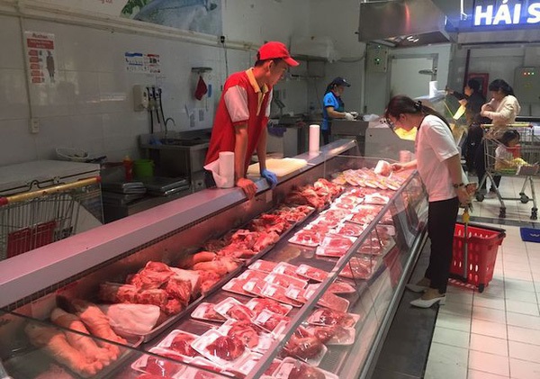 Giá thịt lợn bán lẻ hôm nay ổn định tại các siêu thị