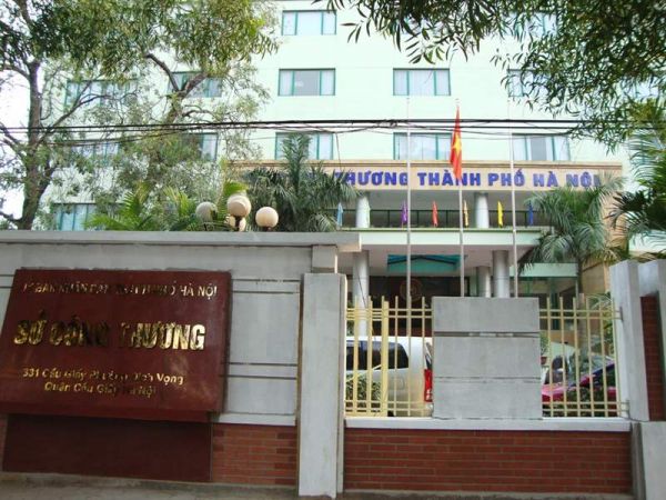 Hà Nội muốn giảm 37 loại phí, lệ phí