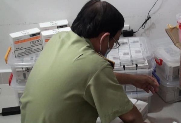 TP Hồ Chí Minh: Triệt phá tụ điểm kinh doanh thuốc lá điện tử