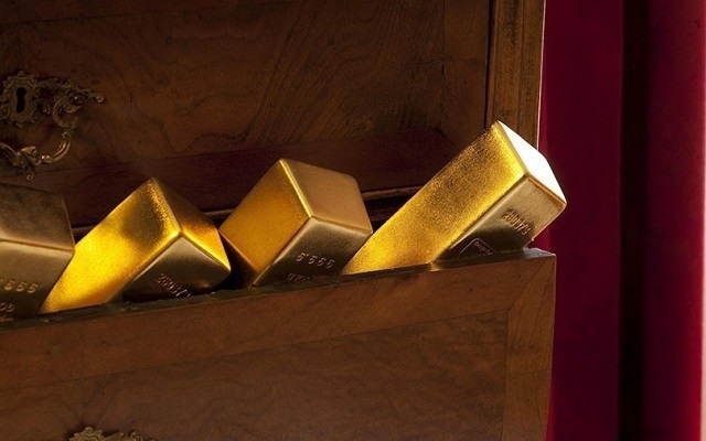 Giá vàng hôm nay 5/9: Vàng quay về mức xuất phát của đợt tăng giá 1.934 USD/ounce