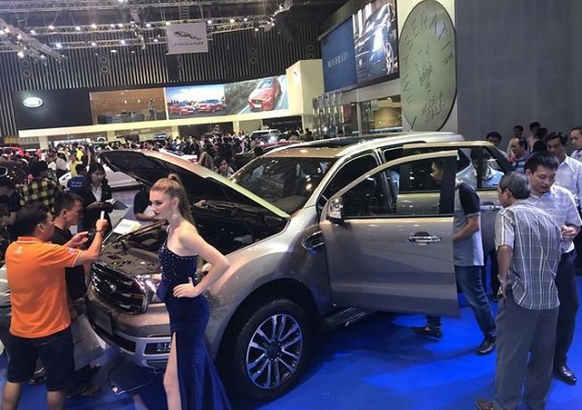 Th&aacute;ng 8/2020, nhập khẩu 8.000 &ocirc; t&ocirc; nguy&ecirc;n chiếc, tăng 68% về sản lượng