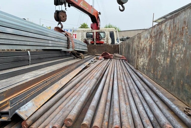 Giá thép giảm quay đầu giảm trên Sàn Thượng Hải