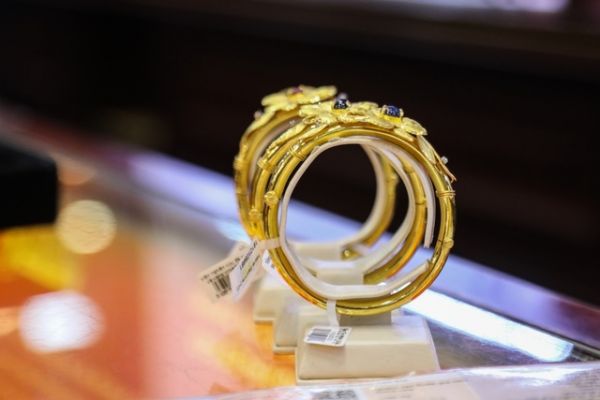 Cập nhật giá vàng hôm nay 10/9: Ổn định ở phiên chiều