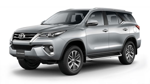 Toyota triệu hồi xe Fortuner do lỗi trợ lực phanh