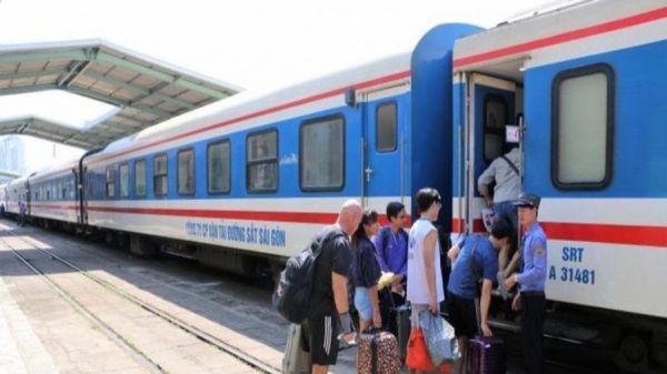 Ngành Đường sắt chạy hơn 20 đôi tàu khách trên tuyến Bắc-Nam dịp Tết 2021