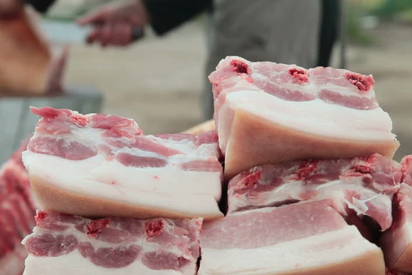 Giá thịt lợn hôm nay 19/9: Tăng tại cửa hàng Vinmart