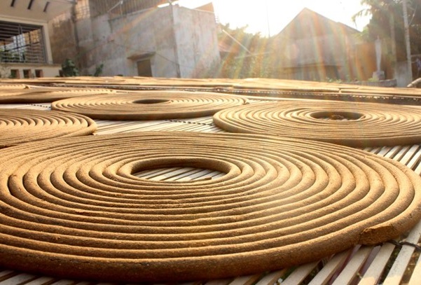 Hương xạ Cao Th&ocirc;n từ l&acirc;u đ&atilde; trở th&agrave;nh t&ecirc;n gọi quen thuộc đối với người ti&ecirc;u d&ugrave;ng bởi m&ugrave;i thơm đặc trưng