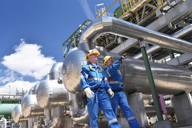 Gi&aacute; gas giảm trở lại do h&agrave;ng tồn kho tăng