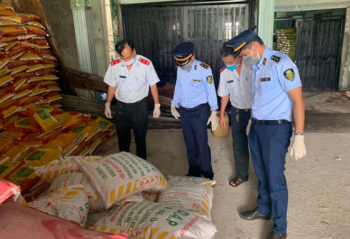 An Giang: Tạm giữ lô phân bón trị giá hơn 108 triệu đồng vi phạm nhãn mác