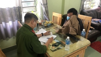 Ninh Thuận: Bắt vụ vận chuyển, mua bán 4.880 bao thuốc lá không rõ nguồn gốc