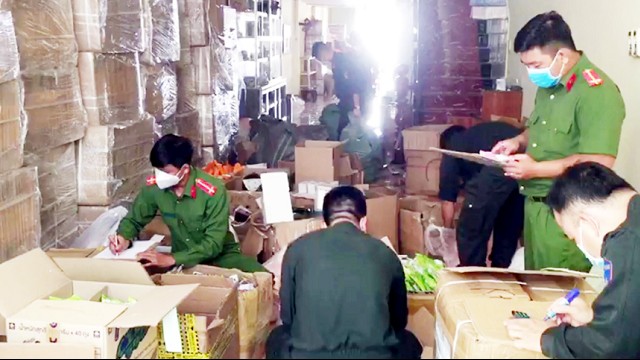 An Giang tạm giữ trên 16.400 sản phẩm không rõ nguồn gốc xuất xứ