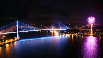 Chiêm ngưỡng vẻ đẹp thơ mộng và hùng vĩ của cầu Bãi Cháy