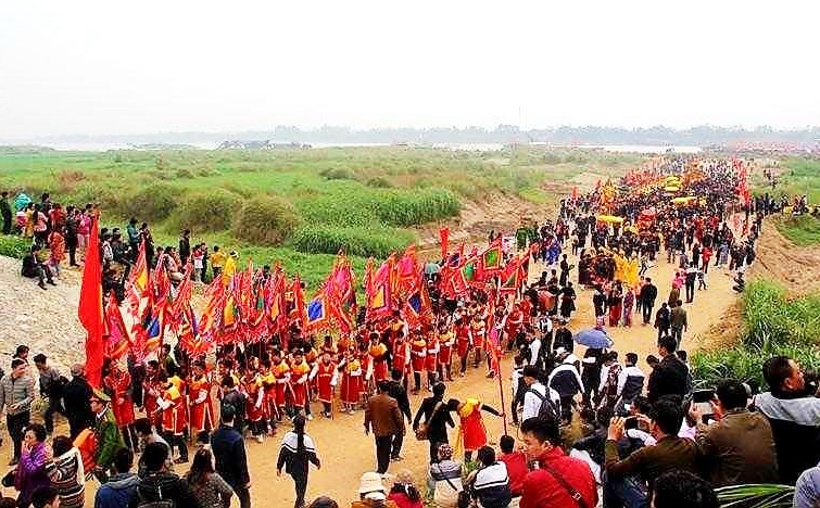 Lễ hội xuống đồng năm nay kết hợp tổ chức với Lễ hội đình Đồng Chức lần thứ nhất