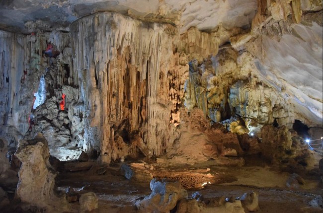Hang Tiên Ông Vịnh Ha Long