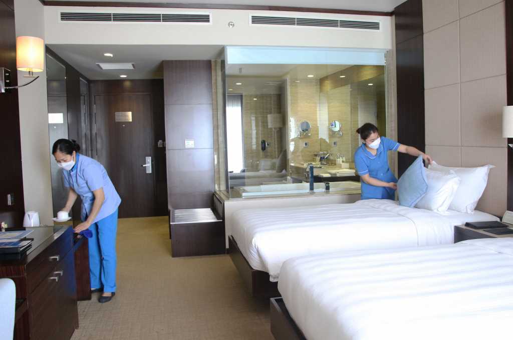 Quảng Ninh: Đẩy mạnh đào tạo, bổ sung nguồn nhân lực cho du lịch - Ảnh 2.