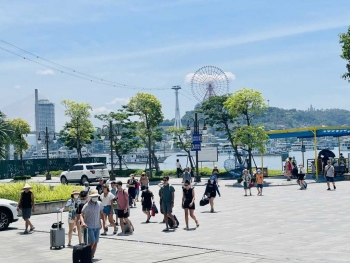 Quảng Ninh: Đặt mục tiêu phấn đấu quý IV/2022 thu hút 2,43 triệu khách du lịch